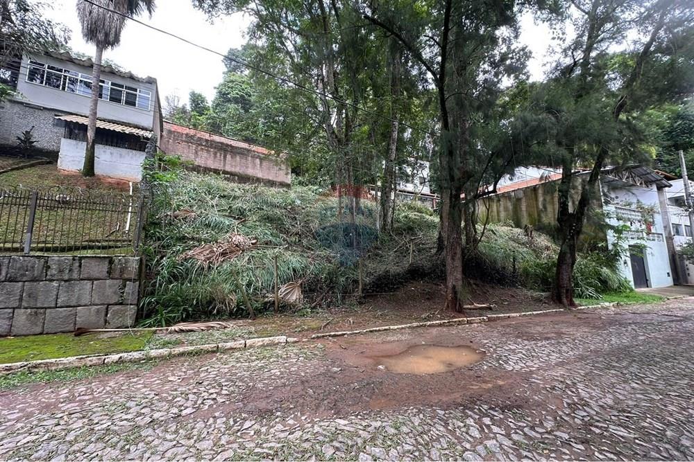 terreno em Rua Antônio Carlos Pereira, 08, Tiguera, Juiz de Fora, Minas Gerais, 36071-120