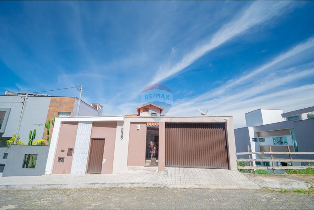 casa em Rua Rubens Mendes, 235, Lourdes, Juiz de Fora, Minas Gerais, 36070456
