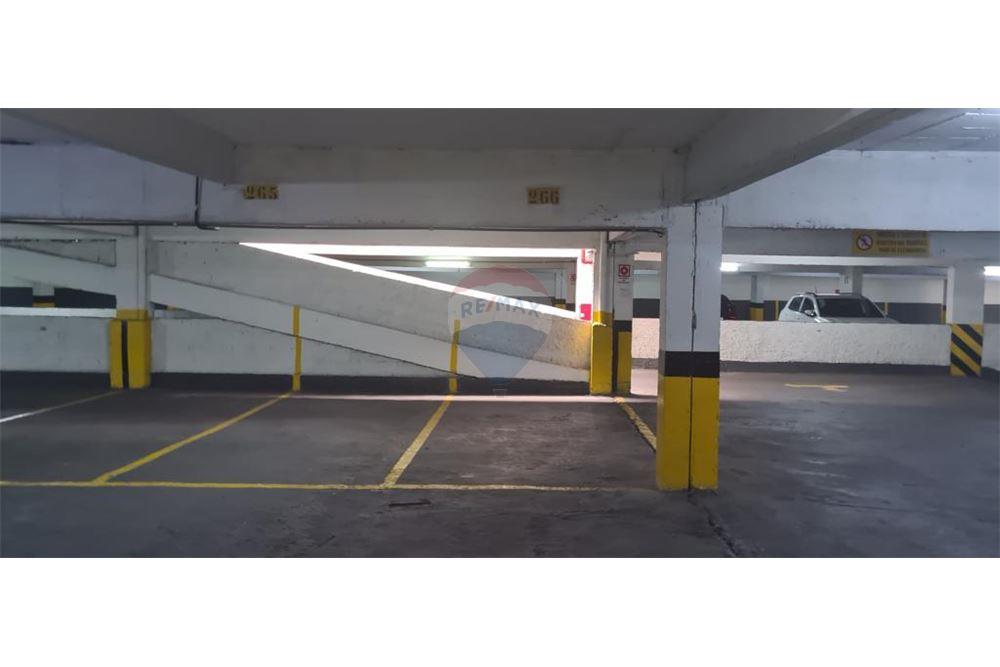 garagem em Av Br do Rio Branco, 2370 - Parque Halfeld - Centro, Juiz de Fora, Minas Gerais, 36016-903