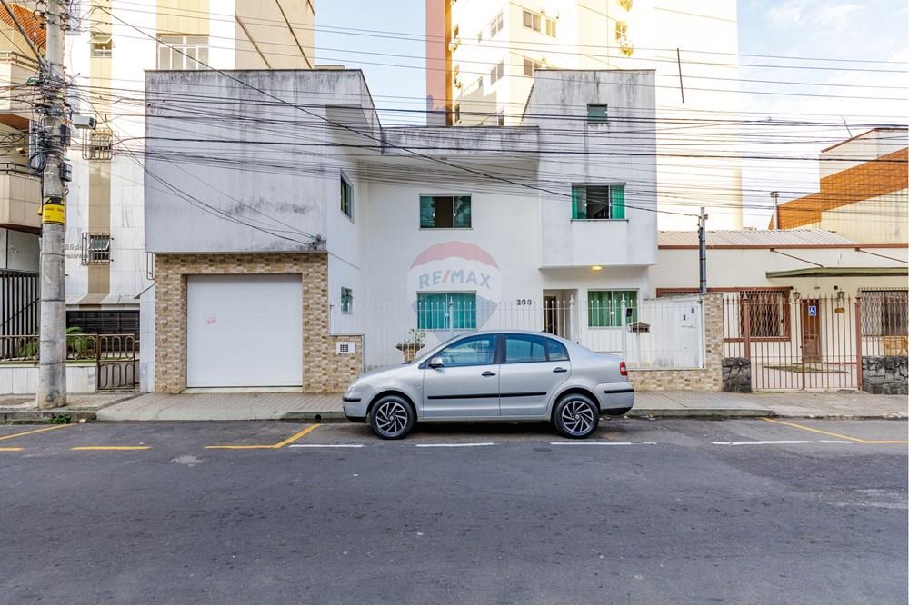 casa em Rua Vilela Filho, 208, Santa Helena, Juiz de Fora, Minas Gerais, 36015280