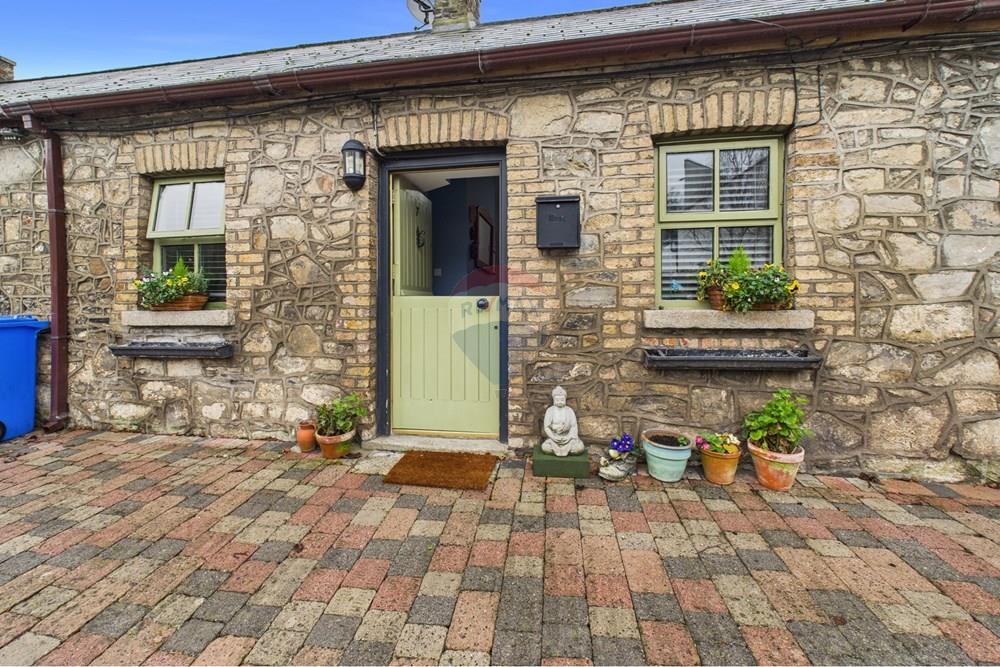 Terraced House - For Sale - Leixlip, Kildare, Ireland
