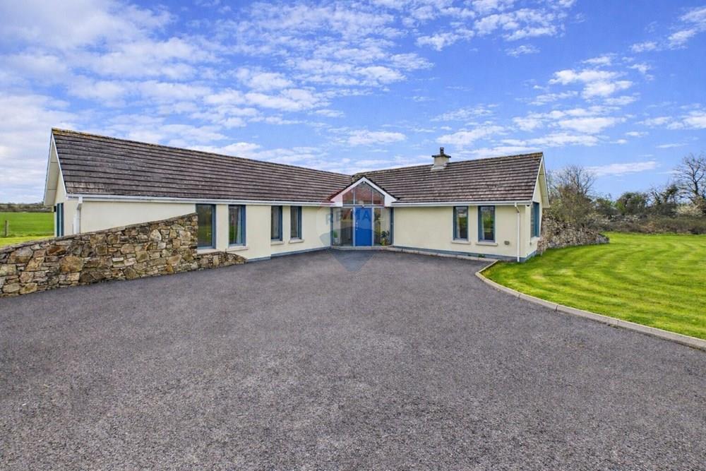 Bungalow connected - For Sale - Dunmore East, Waterford, Ireland