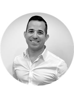 Robert Colon - RE/MAX ISLAND REAL ESTATE