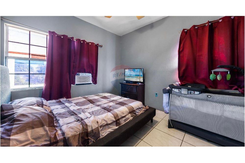 Residential - Villa - W Bay Bch West, West Bay, Cayman Islands - Caribbean & Central Ameri - 5 - 90146047-15