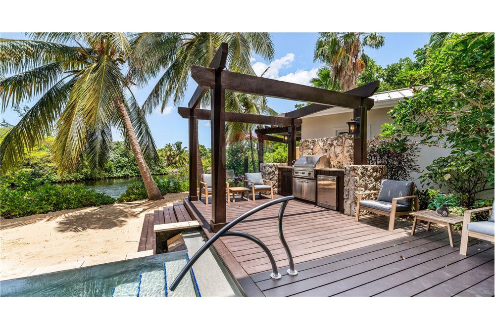 Residential - Villa - W Bay Bch South, Seven Mile, Cayman Islands - Caribbean & Central Ameri - 37 - 90146050-22
