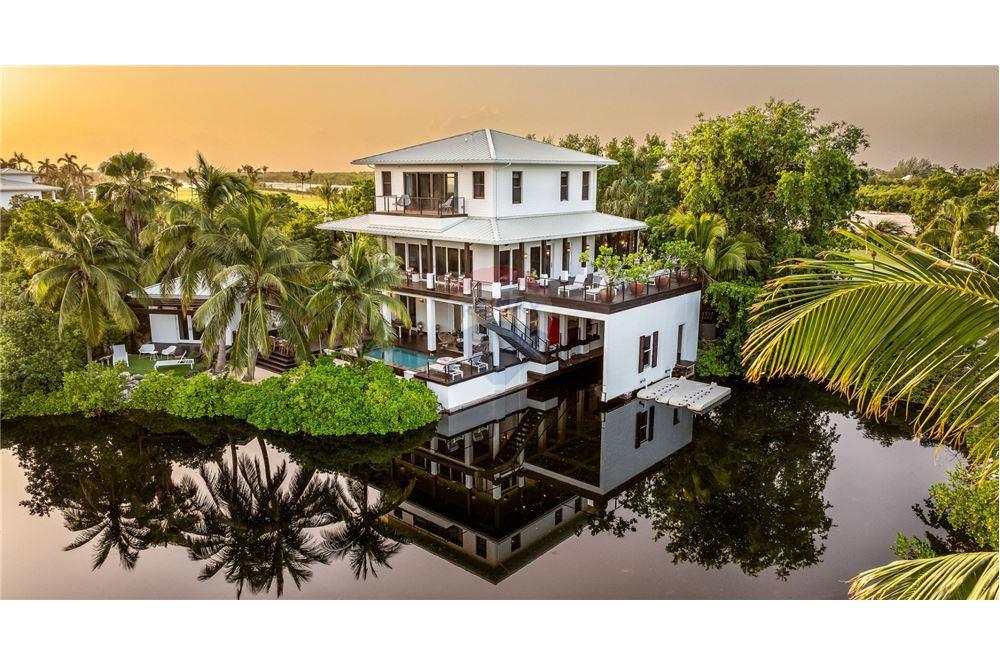 Residential - Villa - W Bay Bch South, Seven Mile, Cayman Islands - Caribbean & Central Ameri - 3 - 90146050-22