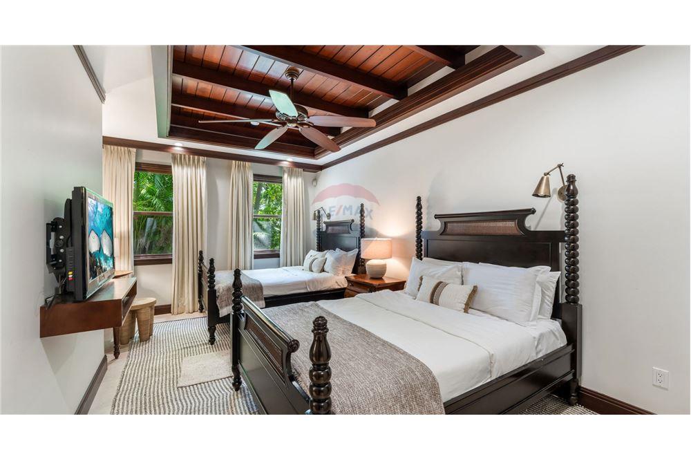 Residential - Villa - W Bay Bch South, Seven Mile, Cayman Islands - Caribbean & Central Ameri - 25 - 90146050-22