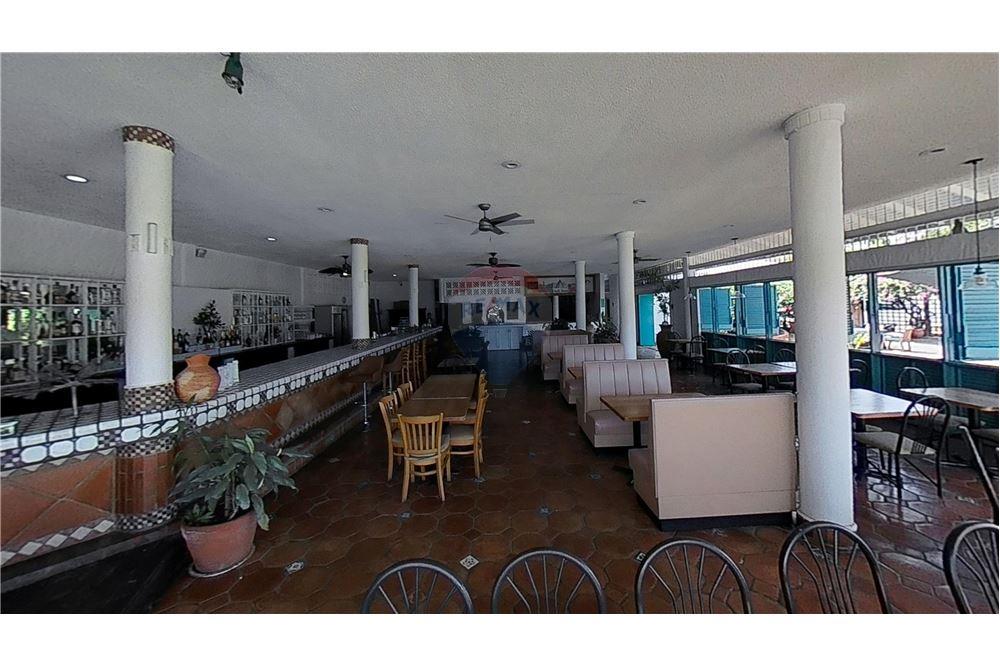 Commercial - Commercial/Retail - Gros Islet, Gros-Islet, St Lucia - Caribbean & Central Ameri - 11 - 902071001-221