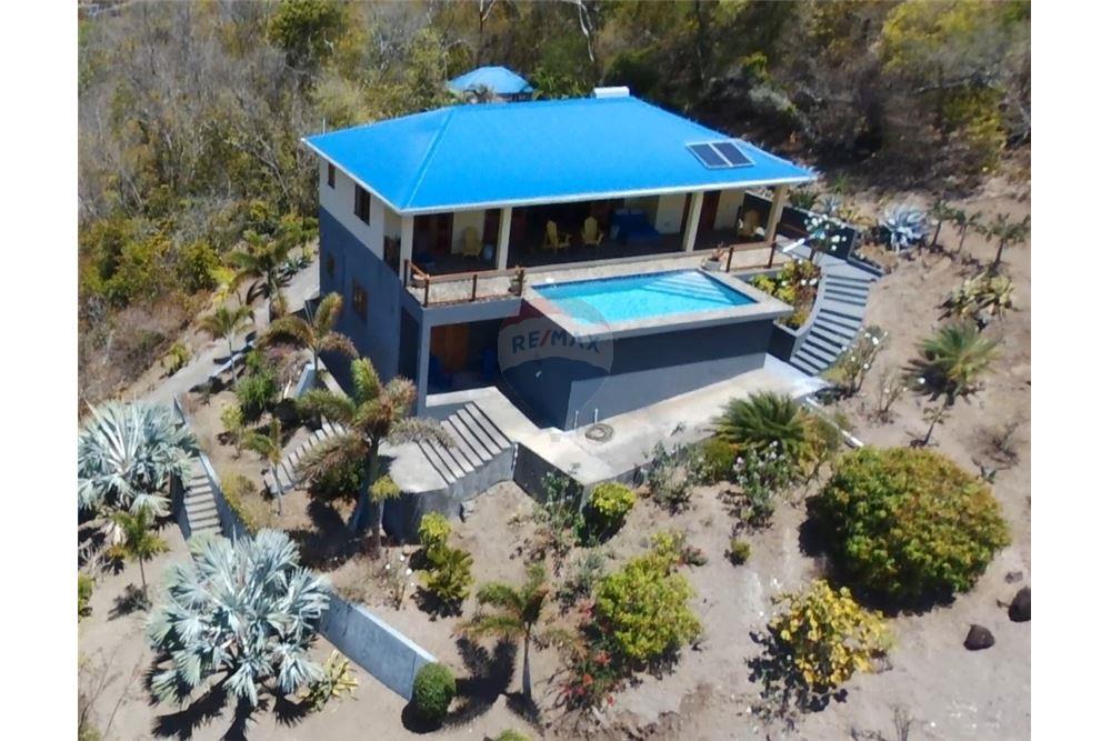 Residential - Villa - Spring, Bequia, St Vincent and the Grenadines - Caribbean & Central Ameri - 1 - 90109001-352