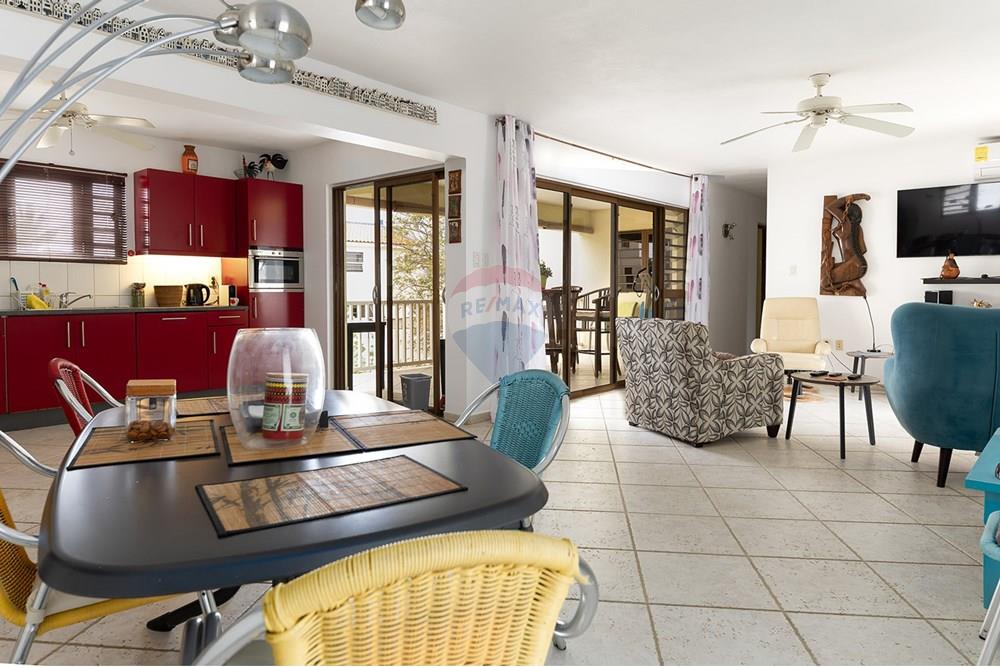 Apartment Close to Town and Ocean