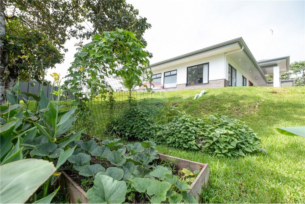 Residential - Villa - Jaco - Playa Hermosa, Puntarenas- Garabito, Costa Rica - Caribbean & Central Ameri - 16 - 90168005-715