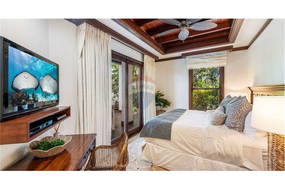 Residential - Villa - W Bay Bch South, Seven Mile, Cayman Islands - Caribbean & Central Ameri - 23 - 90146050-22