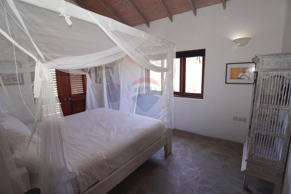 Residential - Villa - Spring, Bequia, St Vincent and the Grenadines - Caribbean & Central Ameri - 9 - 90109001-352