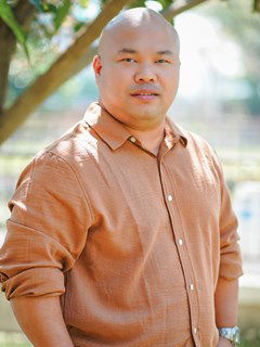 Prapan Tepthanee - REMAX New Beginning