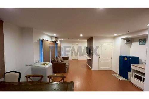 Spacious 2BR Condo with Stunning City Views photo