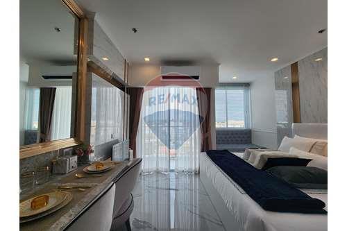 Condo Pattaya photo