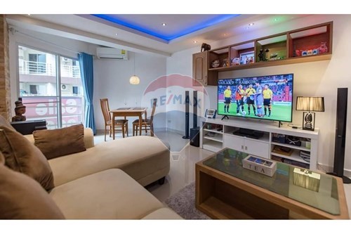 Jomtien Beach Condo by Jomtien Second Road photo