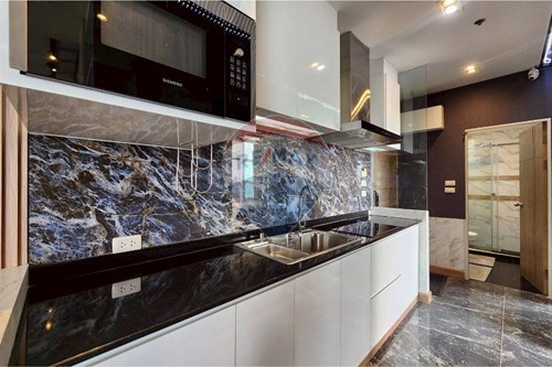 Pet friendly, Stunning Sea View Condo. photo
