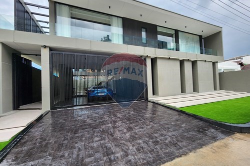 Pool Villa Pattaya photo