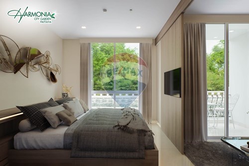 Luxurious 1-Bedroom Condo in Pattaya's Heart photo