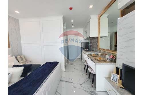 Condo Pattaya photo