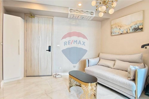 Luxury Sea-View Condo at Copacabana Beach photo