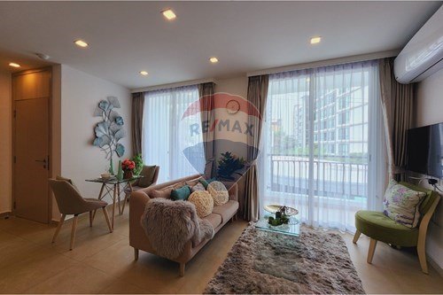 Urban Luxury Condo in Harmonia City Garden photo