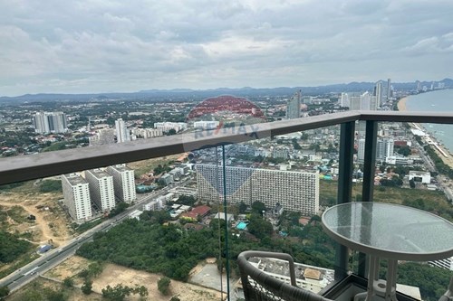 Special Offer! "Seaside Luxury: 53rd Floor Condo at Jomtien Beach photo