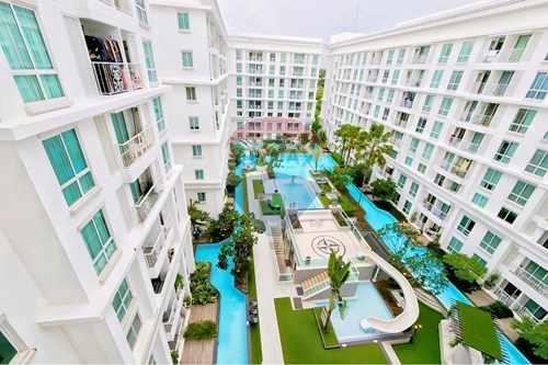 Experience Luxury Living in Jomtien Pattaya Condo