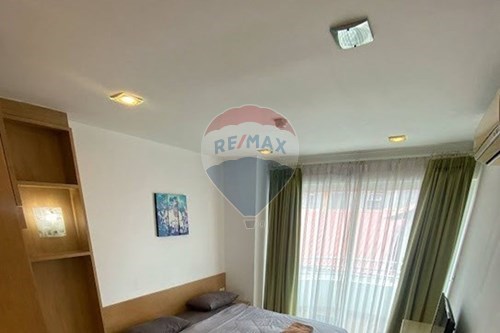 Stylish Condo in Jomtien with City Views photo