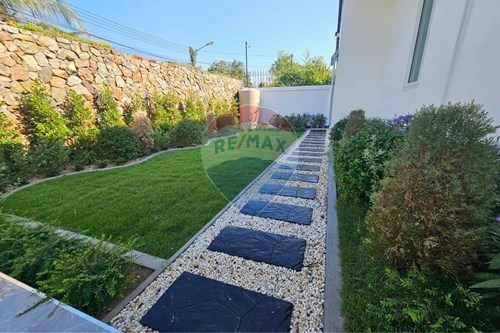 Luxury Villa in Garden Ville 1: Pool & Golf Nearby