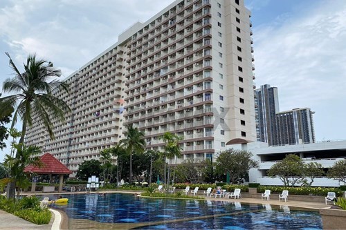 Beachfront 1BR Condo with Stunning Sea Views! photo