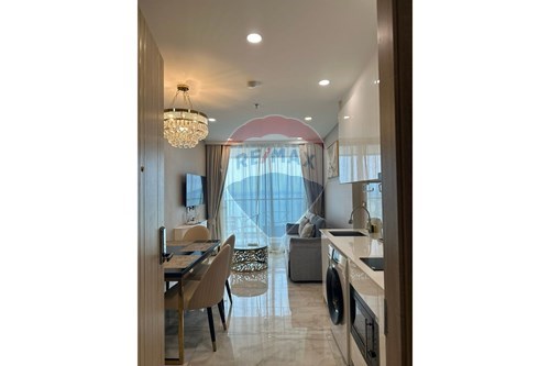 Special Offer! "Seaside Luxury: 53rd Floor Condo at Jomtien Beach photo