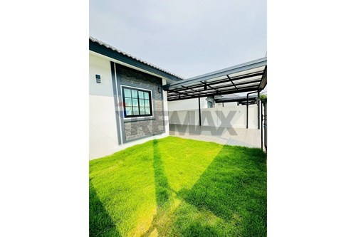 Your Dream Vacation Home in Pattaya Awaits! photo