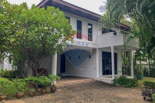 For Rent/Lease-Single House-Huai Khwang, Bangkok-920071049-1206