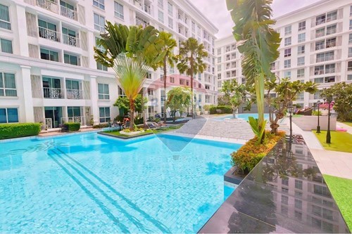 Experience Luxury Living in Jomtien Pattaya Condo photo