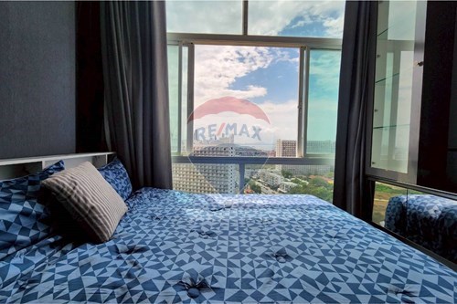 Pet friendly, Stunning Sea View Condo. photo