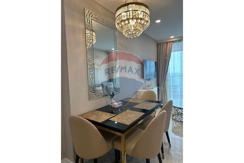 Special Offer! "Seaside Luxury: 53rd Floor Condo at Jomtien Beach photo