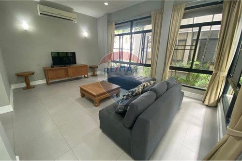 For Rent/Lease-Townhouse-Sukhumvit  -  Watthana, Bangkok, Central-920071001-14569