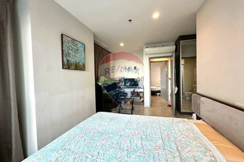 Hot Deal! Sea View 2BR Condo in Central Pattaya photo