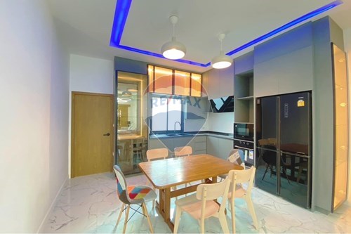 Affordable Pattaya City Home: 4BR, 2BA, Prime Location photo