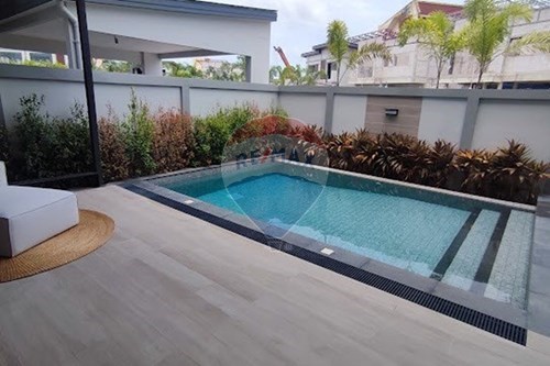 Luxury Villa in Central Pattaya: Ready to Sell! ✨