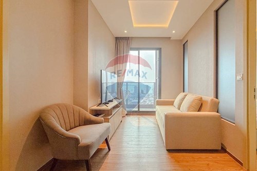 Condo with Sea & City Views in Pattaya photo