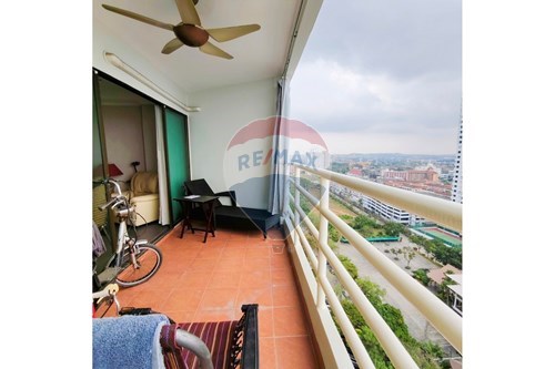 Experience Beachfront Living at View Talay 5C in Pattaya