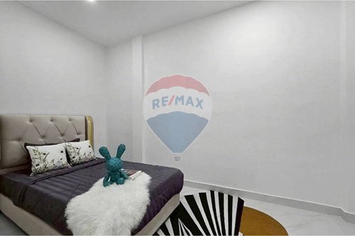 Modern Townhouse in Vibrant Nong Yai photo