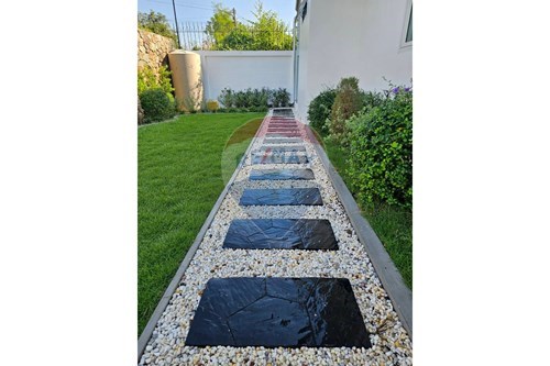 Luxury Villa in Garden Ville 1: Pool & Golf Nearby