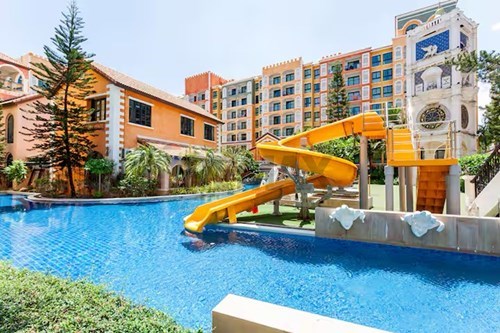 Beachside Elegance: Jomtien Condo, Reduced Price!