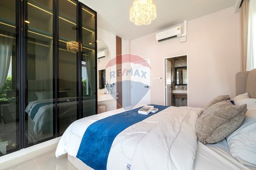 Luxurious New Home in Serene Huai Yai Oasis photo