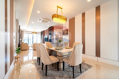 Luxurious New Home in Serene Huai Yai Oasis photo