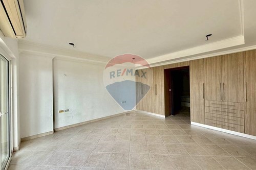 Slice of Paradise: Stunning Condo in Pratumnak photo